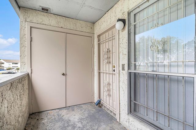 7313 Gulf Freeway 407, Houston, TX 77017
