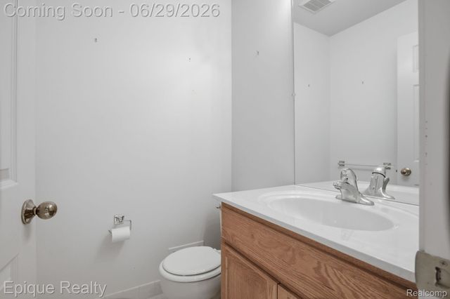 3261 Windwood Road, West Bloomfield Charter Township, MI 48324