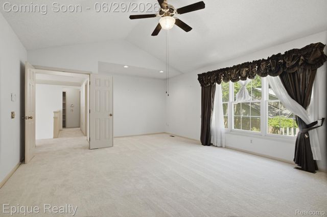 3261 Windwood Road, West Bloomfield Charter Township, MI 48324