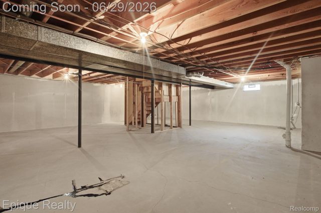 3261 Windwood Road, West Bloomfield Charter Township, MI 48324