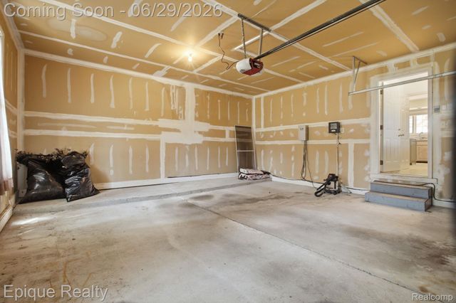 3261 Windwood Road, West Bloomfield Charter Township, MI 48324