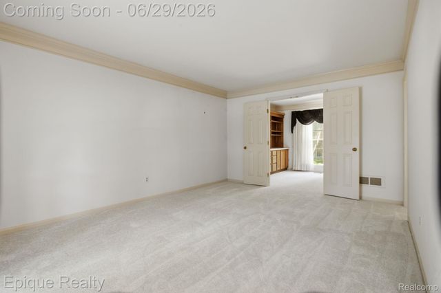 3261 Windwood Road, West Bloomfield Charter Township, MI 48324