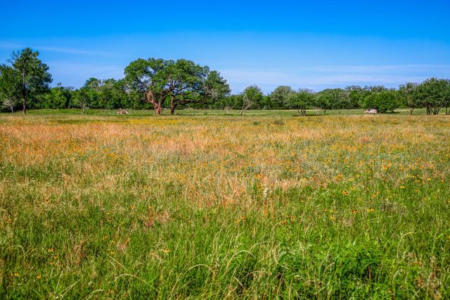 330 N Nassau Road, Round Top, TX 78954