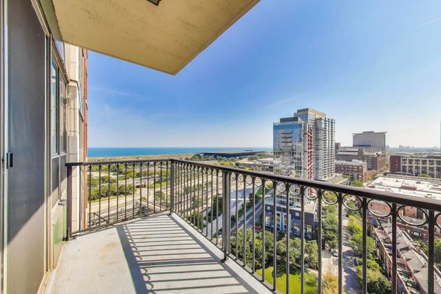 1717 S Prairie Avenue 1910, Chicago, IL 60616