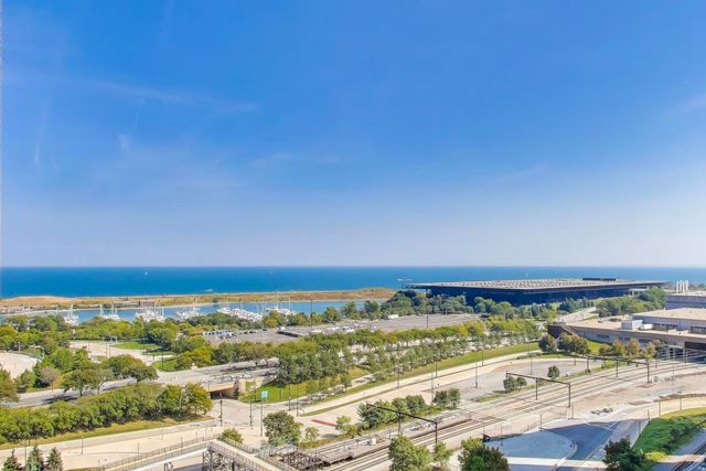 1717 S Prairie Avenue 1910, Chicago, IL 60616