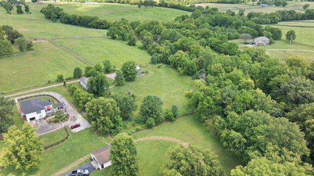 3156 Pinckard Pike, Versailles, KY 40383