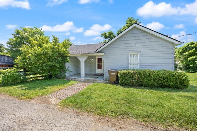 3156 Pinckard Pike, Versailles, KY 40383