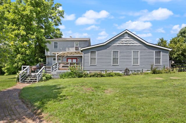 3156 Pinckard Pike, Versailles, KY 40383