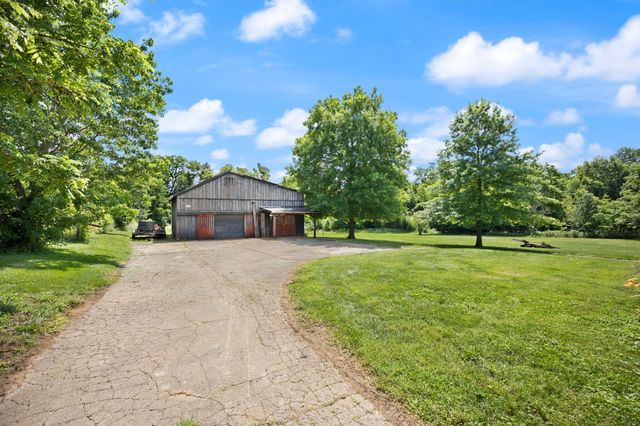 3156 Pinckard Pike, Versailles, KY 40383