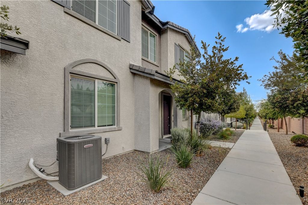 20 Barbara Lane 11, Las Vegas, NV 89183 — photo 2