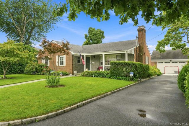 8 Anthony Marangiello Street, Glen Cove, NY 11542