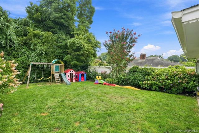 8 Anthony Marangiello Street, Glen Cove, NY 11542
