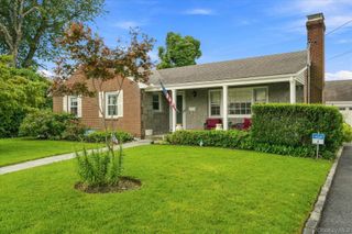 8 Anthony Marangiello Street, Glen Cove, NY 11542