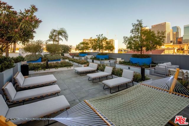 1120 W 6th Street 2356, Los Angeles, CA 90017