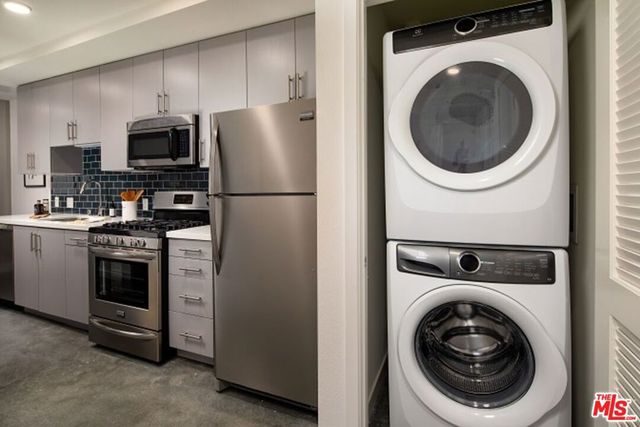 1120 W 6th Street 2356, Los Angeles, CA 90017