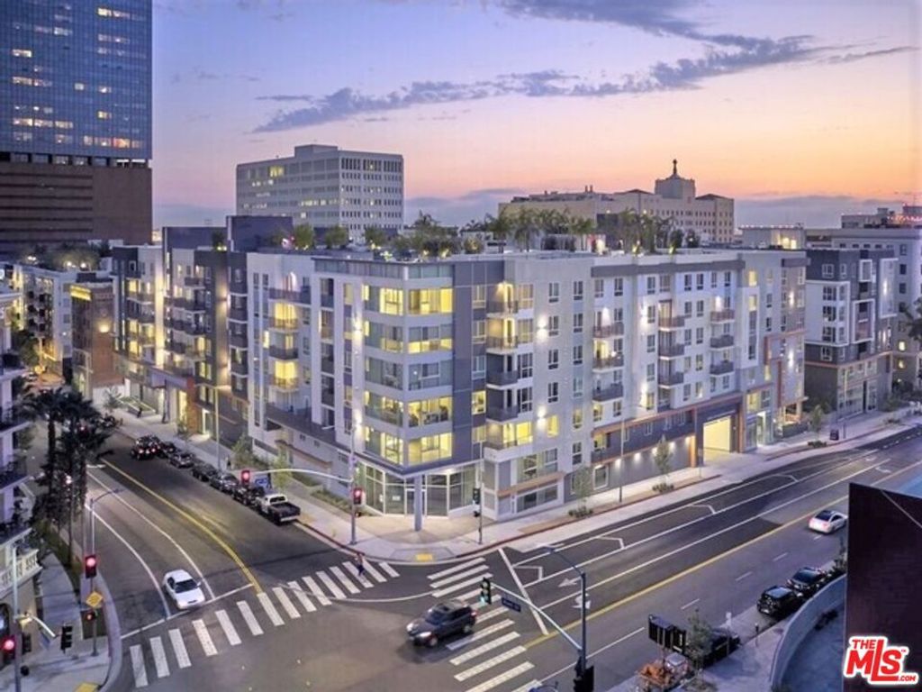 1120 W 6th Street 2356, Los Angeles, CA 90017