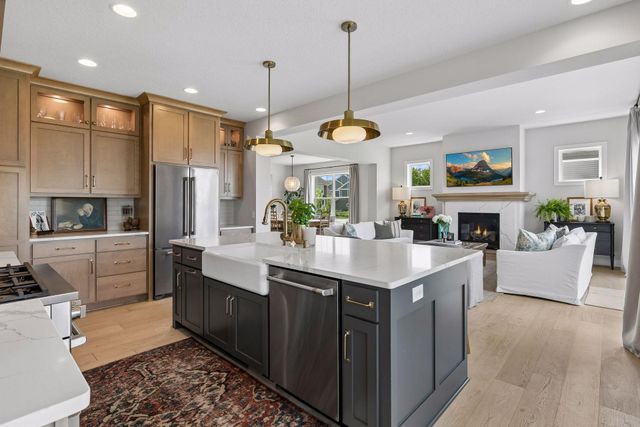 16497 Duluth Trail, Lakeville, MN 55044