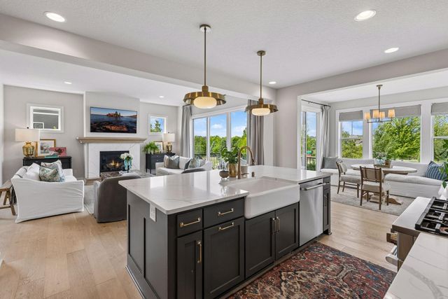 16497 Duluth Trail, Lakeville, MN 55044