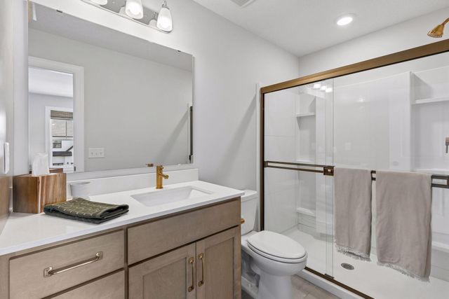 16497 Duluth Trail, Lakeville, MN 55044