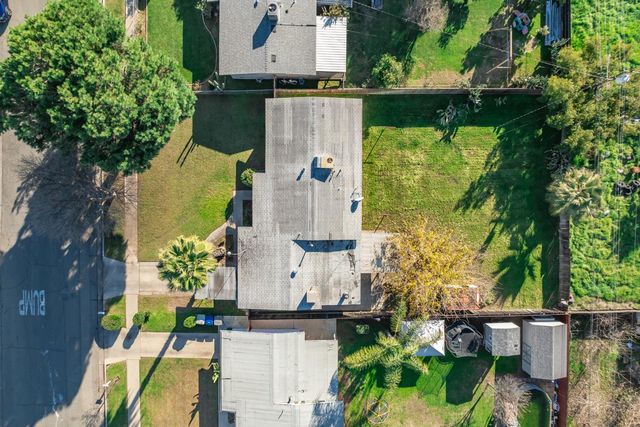 6253 N Glenn Avenue, Fresno, CA 93704