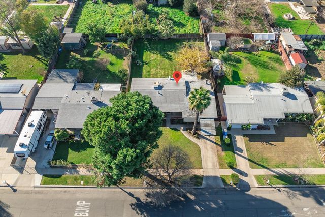 6253 N Glenn Avenue, Fresno, CA 93704