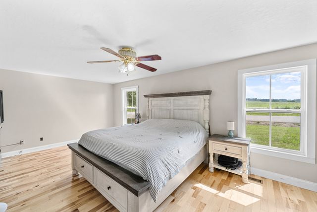 11 Jess Long Ln, Hillsboro, TN 37342