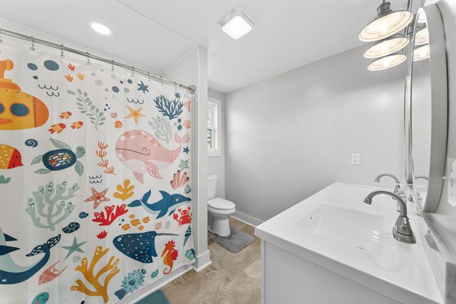 11 Jess Long Ln, Hillsboro, TN 37342