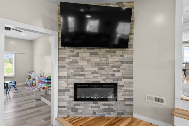11 Jess Long Ln, Hillsboro, TN 37342
