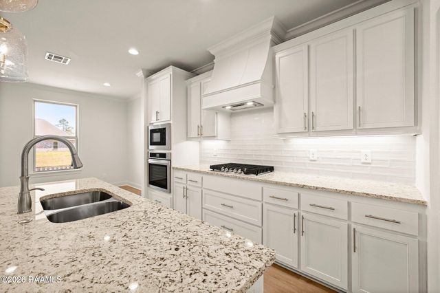 310 Sweet Harvest Road, Youngsville, LA 70592