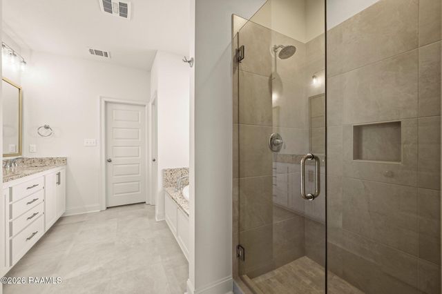 310 Sweet Harvest Road, Youngsville, LA 70592