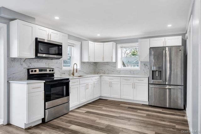 236 Forest Road W, Mastic Beach, NY 11951