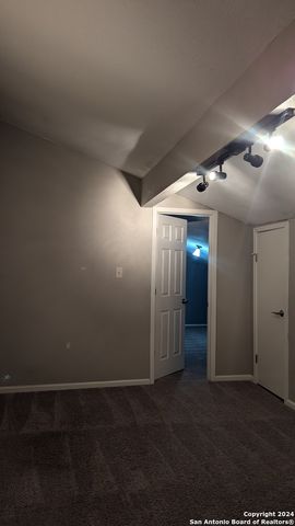 5758 Spring Moon, San Antonio, TX 78247