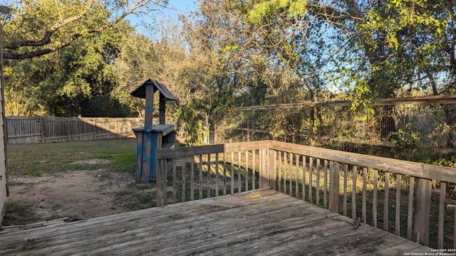 5758 Spring Moon, San Antonio, TX 78247