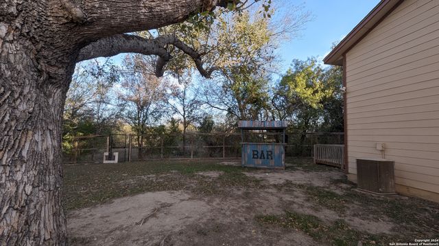 5758 Spring Moon, San Antonio, TX 78247