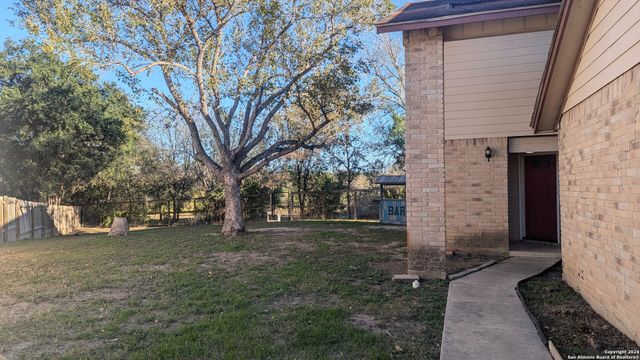 5758 Spring Moon, San Antonio, TX 78247