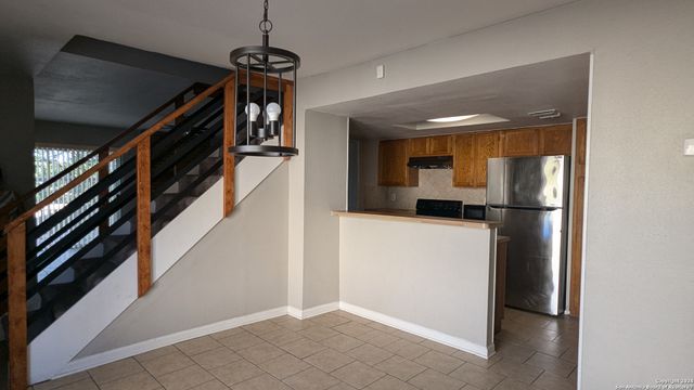 5758 Spring Moon, San Antonio, TX 78247