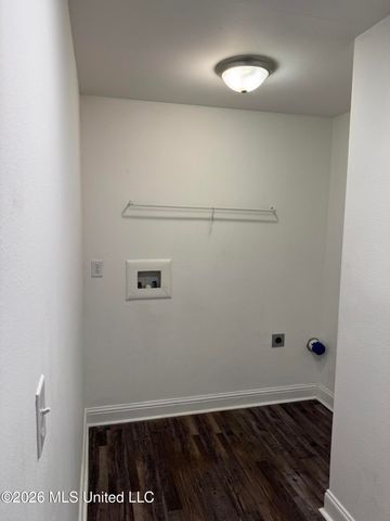 1254 24th Street, Gulfport, MS 39501
