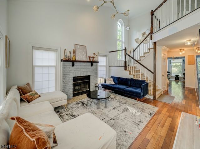 13 Mohawk Trl, Branchburg Twp., NJ 08876