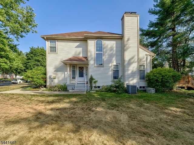13 Mohawk Trl, Branchburg Twp., NJ 08876