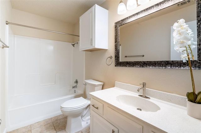 511 Algerita DR A, Georgetown, TX 78628