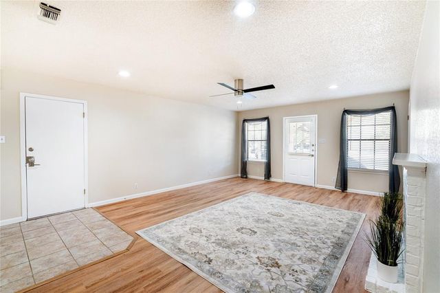 511 Algerita DR A, Georgetown, TX 78628