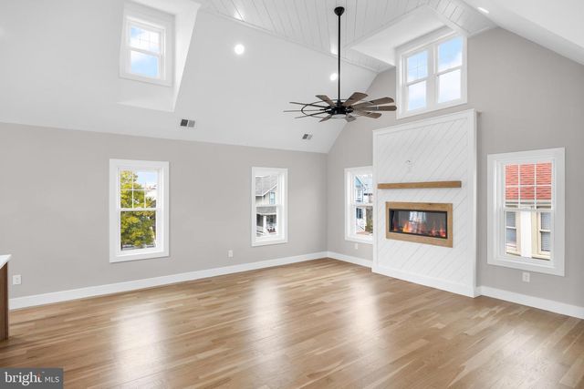 343 CENTRAL AVE, Ocean City, NJ 08226