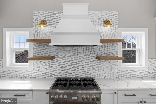 343 CENTRAL AVE, Ocean City, NJ 08226