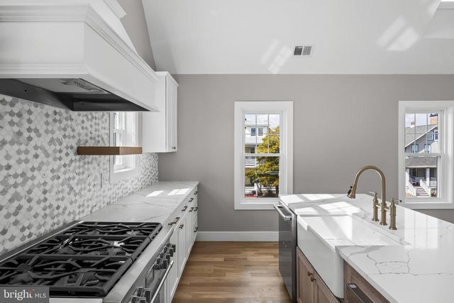 343 CENTRAL AVE, Ocean City, NJ 08226