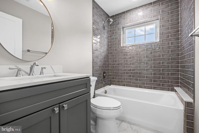 343 CENTRAL AVE, Ocean City, NJ 08226