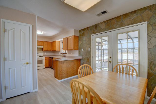 3408 20th Avenue SE, Rio Rancho, NM 87124