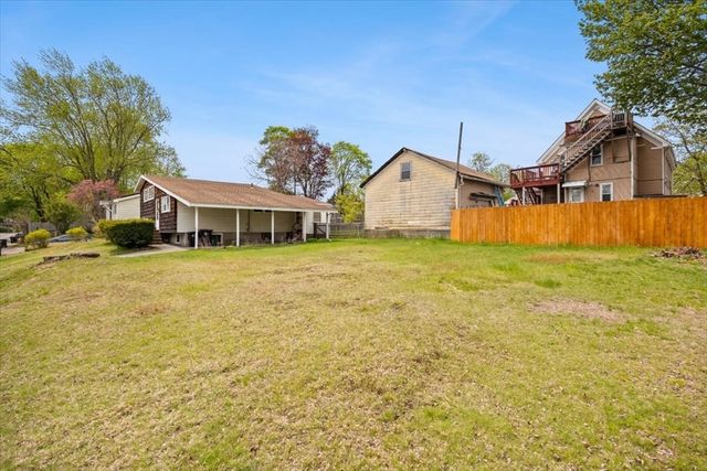 36 Gardner Ave, Brockton, MA 02302