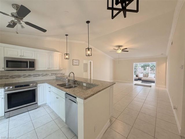 15818 Key Grass LN, Fort Myers, FL 33905