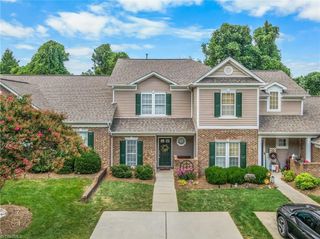 5765 Fox Ridge Lane, Winston-salem, NC 27104