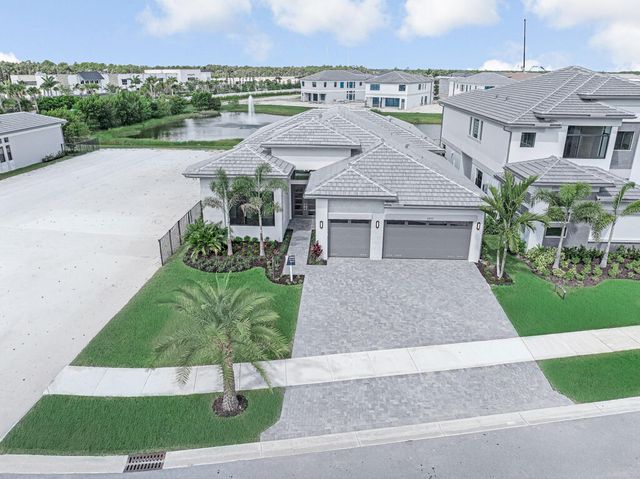 9891 Migration Point, Palm Beach Gardens, FL 33412